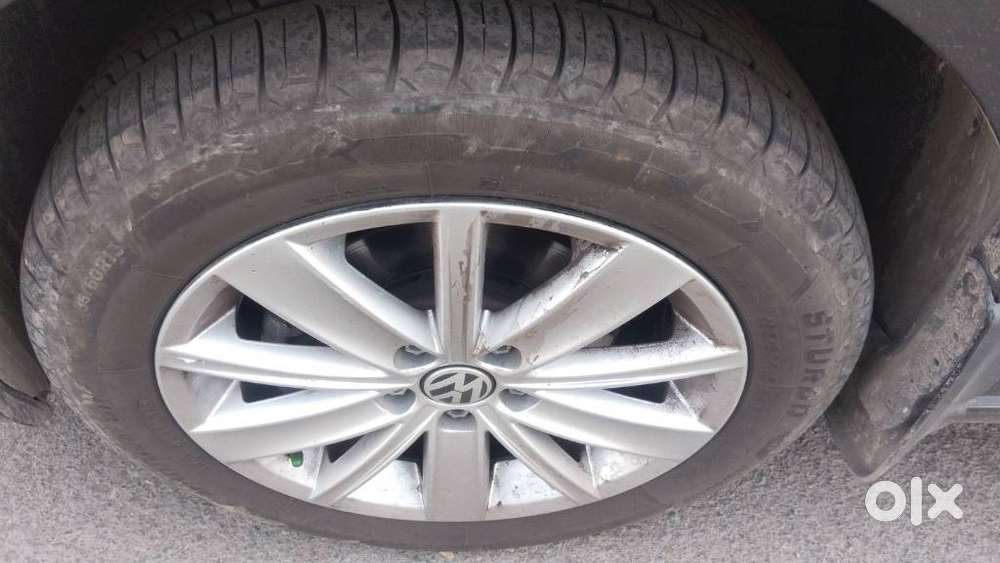 Volkswagen Vento 2010-2013 Petrol Highline At, 2017, Petrol