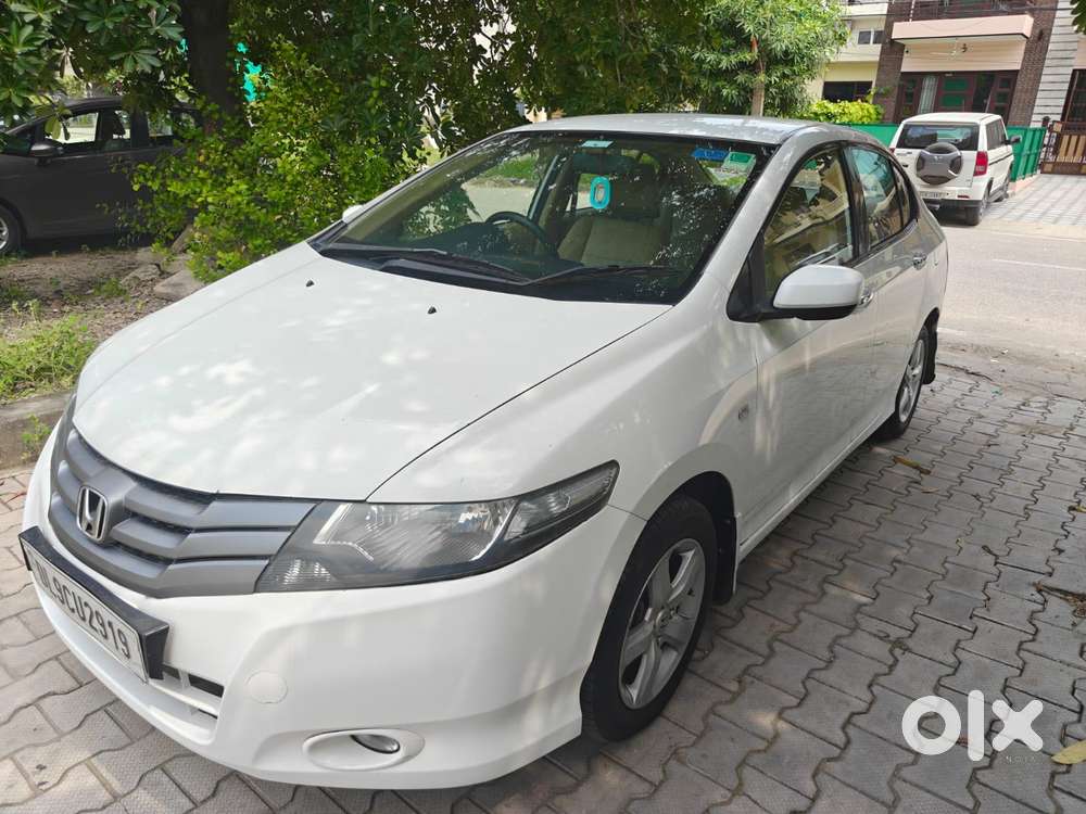 Honda City V Mt Avn, 2011, Petrol