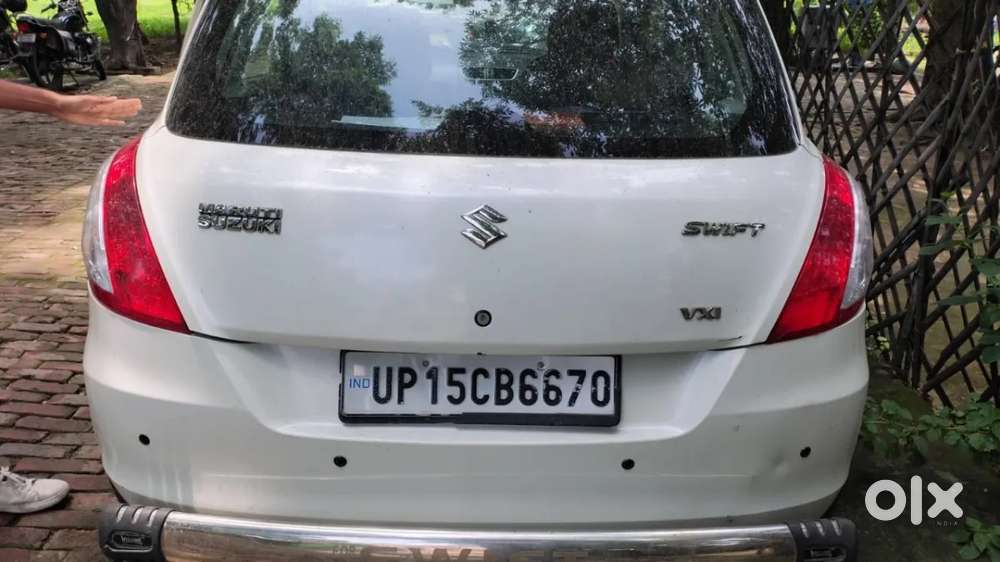 Maruti Suzuki Swift Vxi Optional, 2016, Petrol