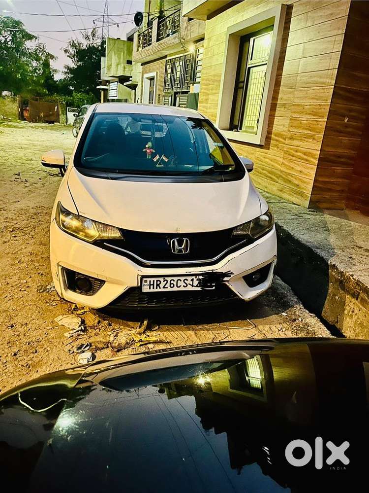 Honda Jazz 2015 Diesel Well Maintained