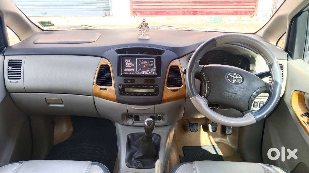 Toyota Innova 2011 Top end Model KA04 Registration well maintained