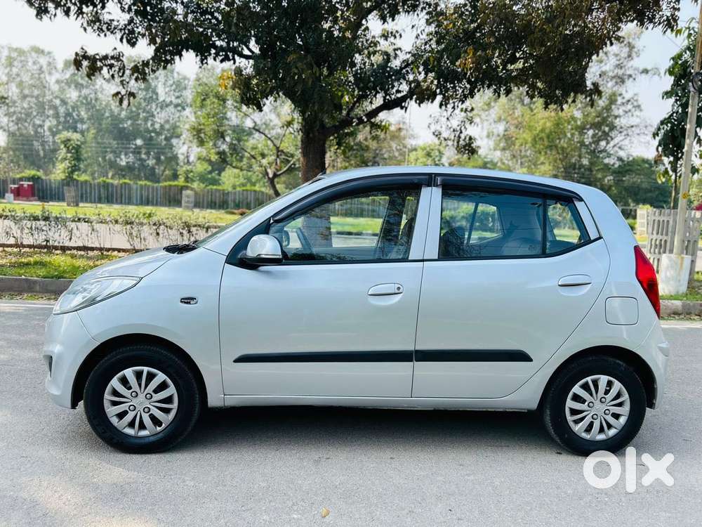 Hyundai I10 Sportz, 2013, Petrol
