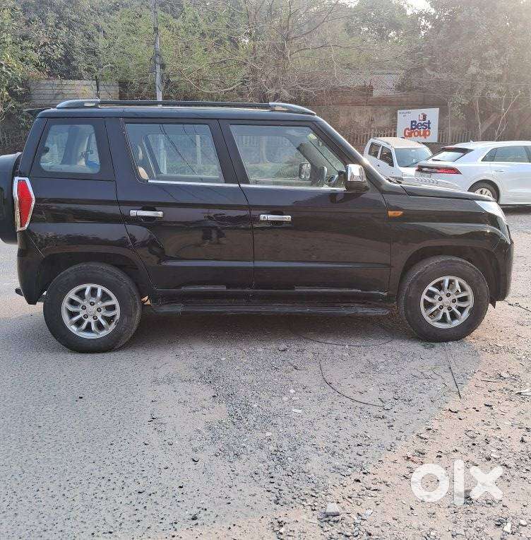 Mahindra Tuv 300 Mhawk100 T8 Amt, 2017, Diesel