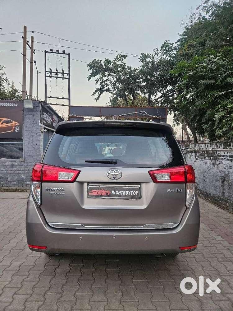 Toyota Innova Crysta 2.4 Gx Mt, 2018, Diesel