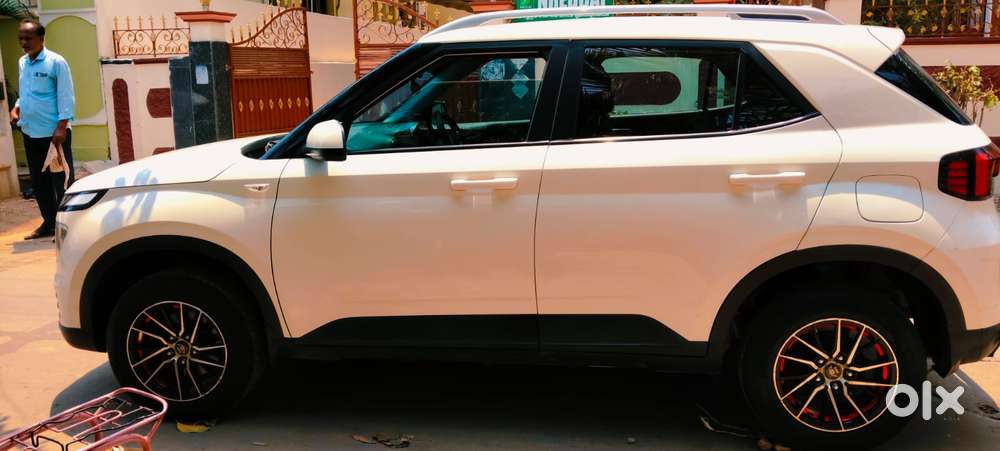 Hyundai Venue, 2022, Petrol