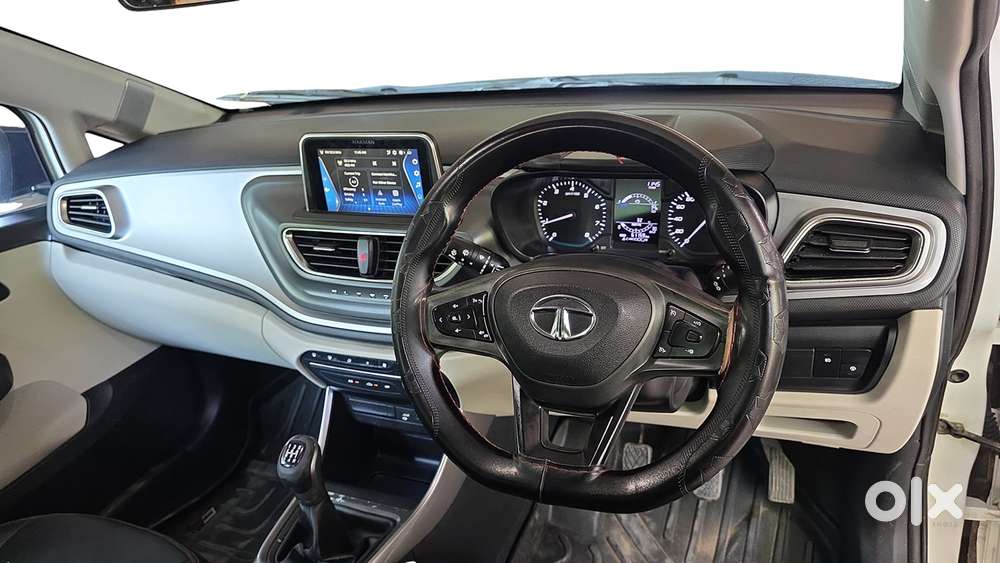 Tata Altroz Xz, 2022, Petrol
