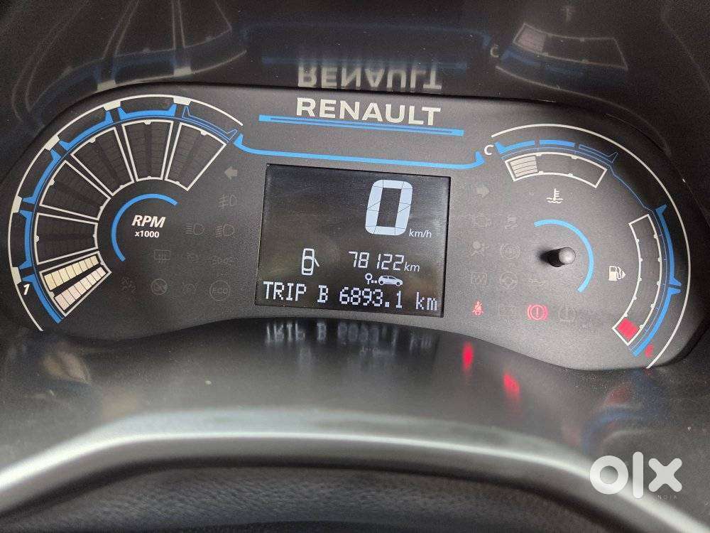 Renault Triber Rxz, 2021, Petrol