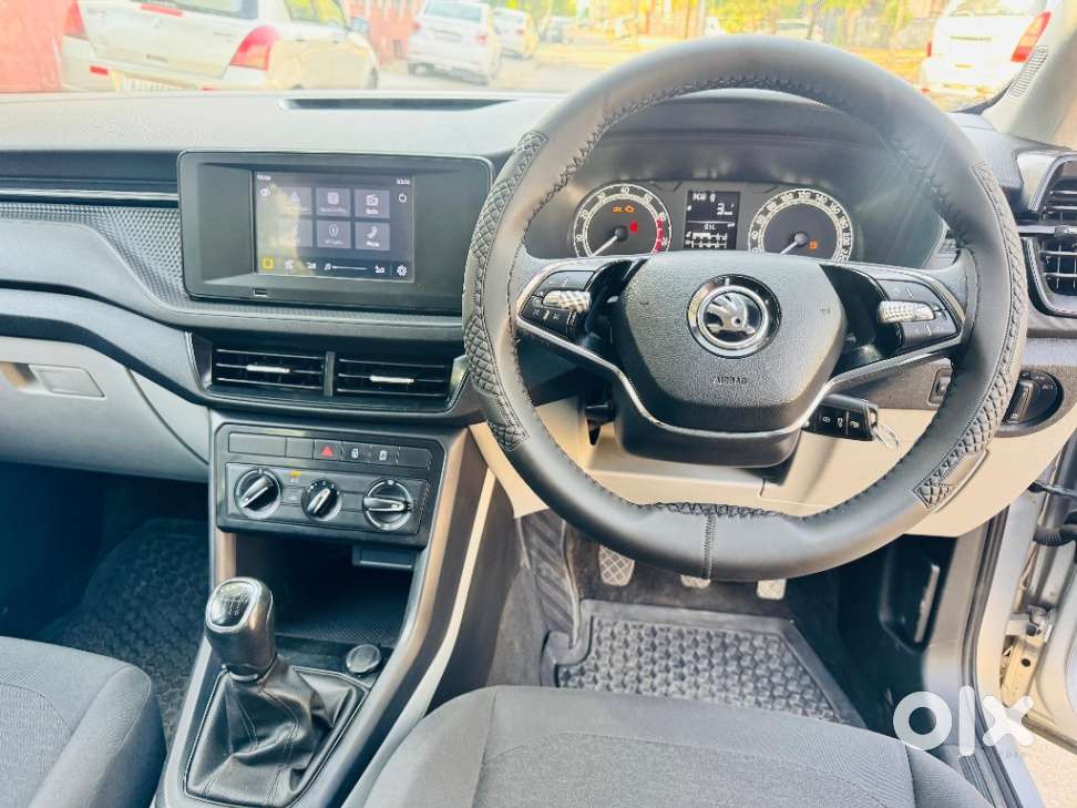 Skoda Kushaq Active 1.0 Tsi Mt, 2022, Petrol