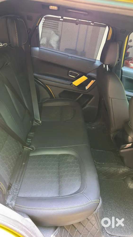 Harrier Adventure Plus Signature Edition