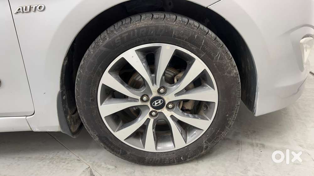 Hyundai Verna Fluidic 1.6 Vtvt Sx, 2016, Petrol