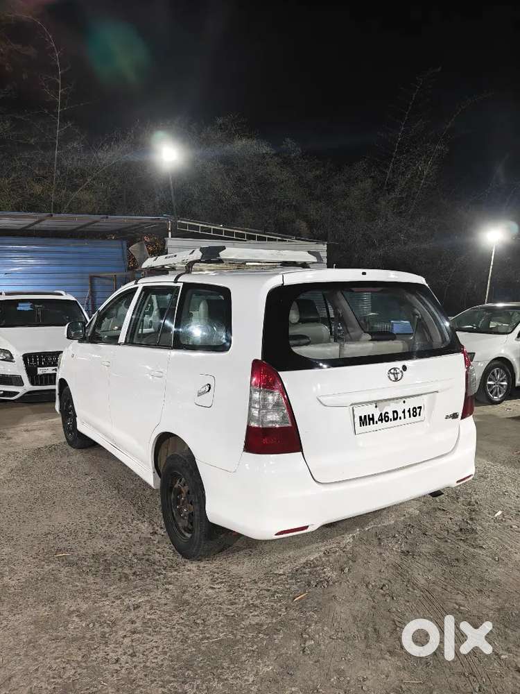 Toyota Innova Diesel 2012