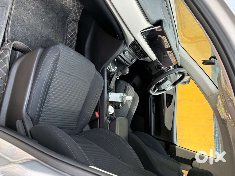 2022 Model, Excellent Condition Xuv700 For Sale