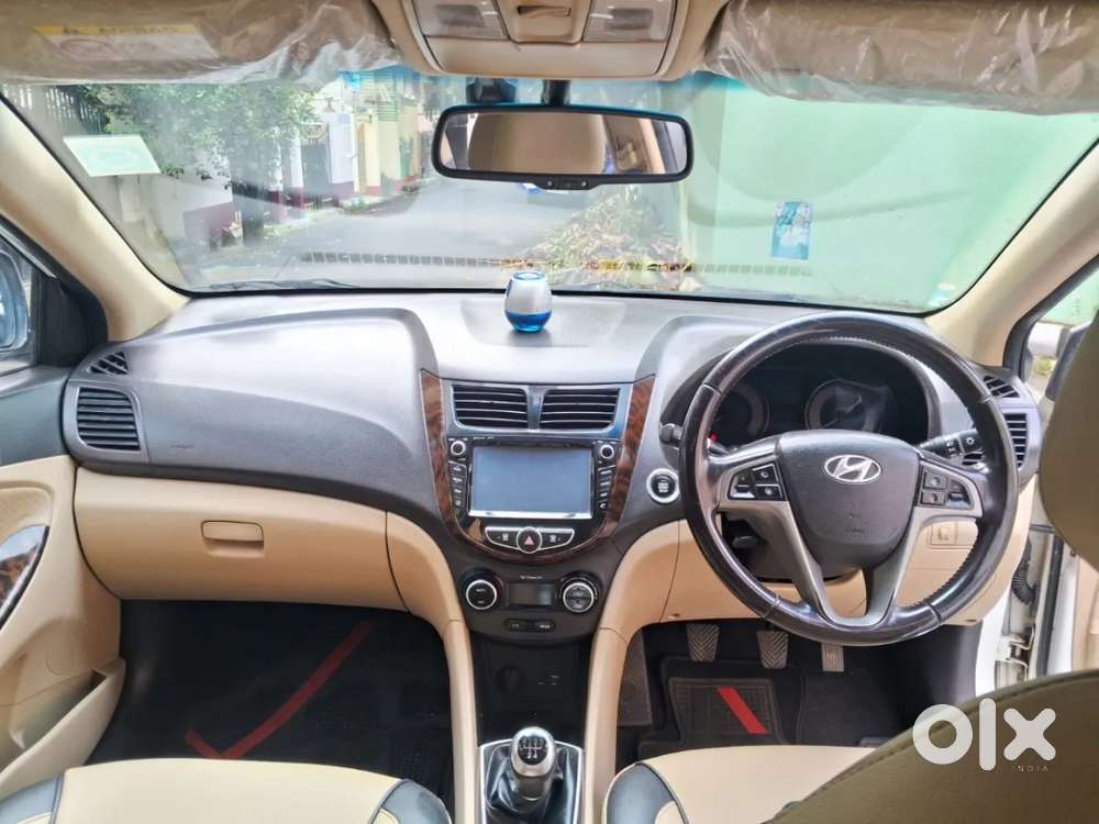 Hyundai Verna 1.6 Vtvt Sx, 2016, Petrol