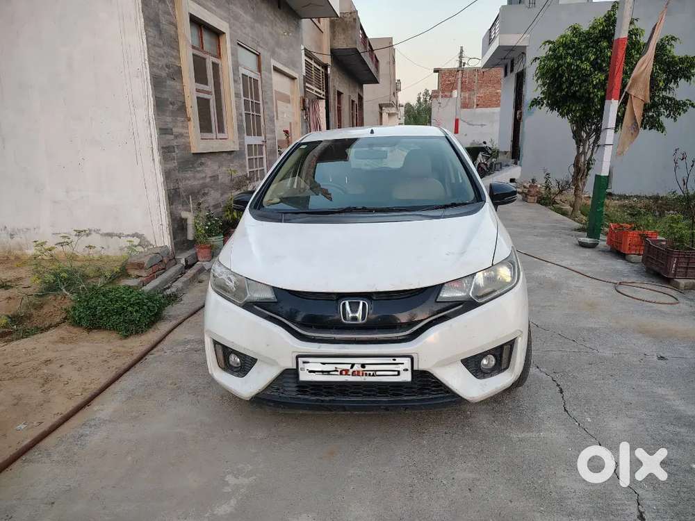 Honda Jazz 2017 Diesel Well Maintained