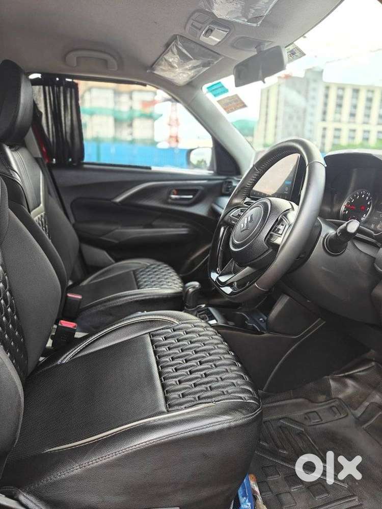 Maruti Suzuki Swift Zxi Plus Amt Dual Tone, 2025, Petrol