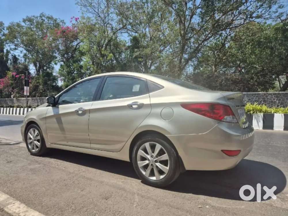 Hyundai Verna 2012 Petrol Manual