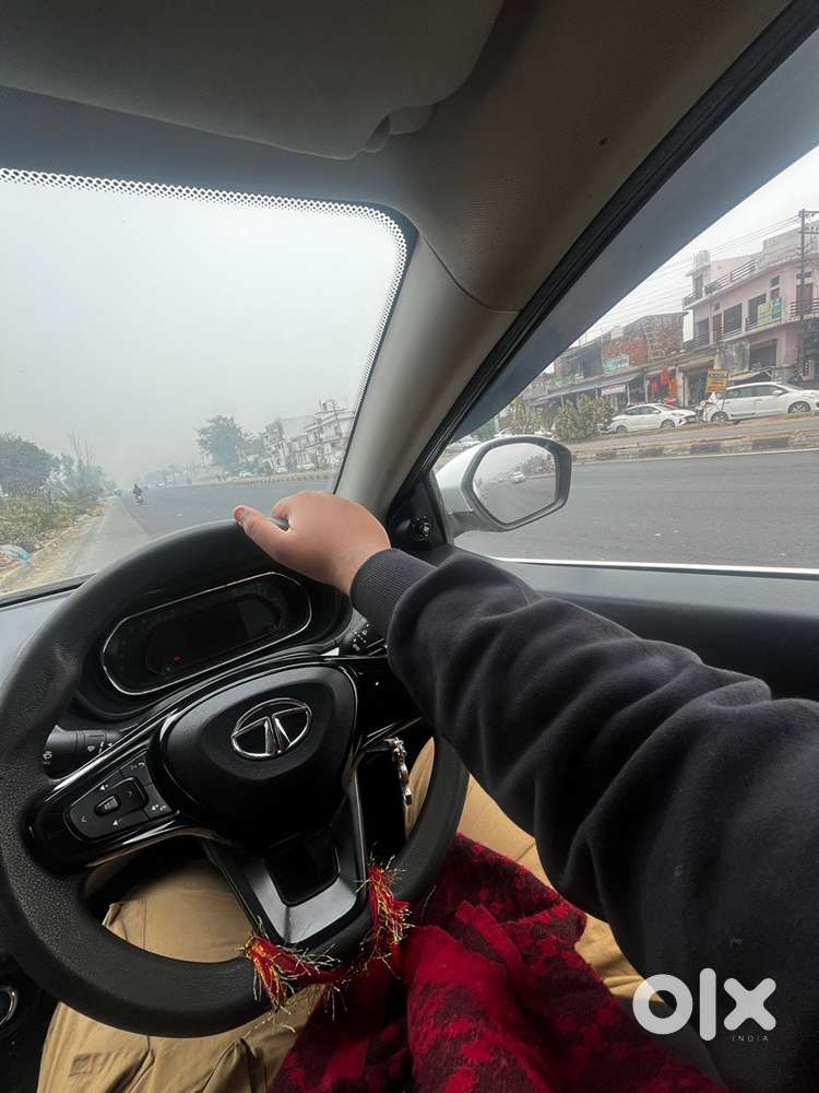 Tata Nexon Petrol Sunroof 2022