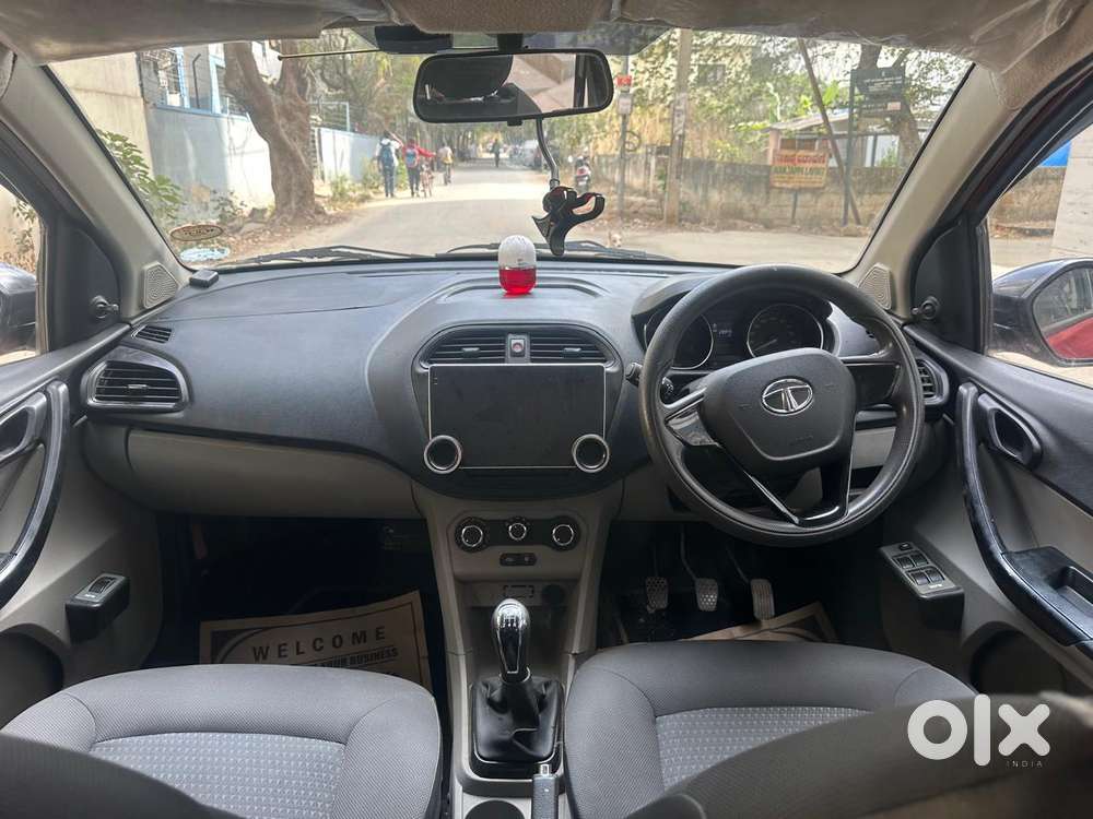 Tata Tiago Xe, 2019, Petrol