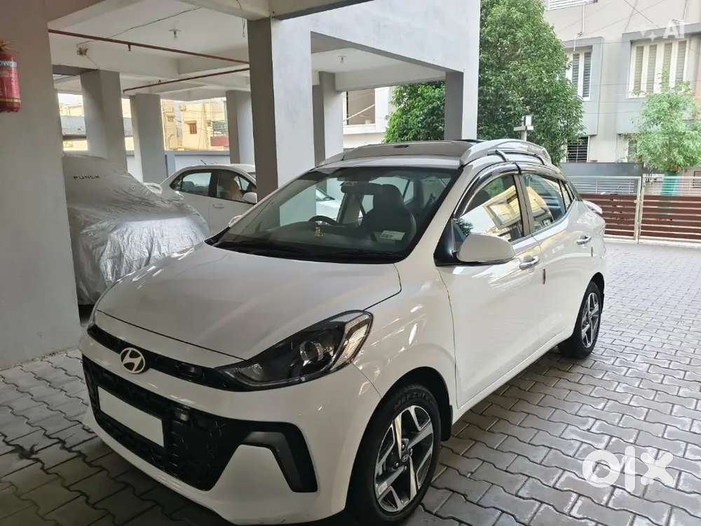 Hyundai Aura Sx 2016 Km Driven