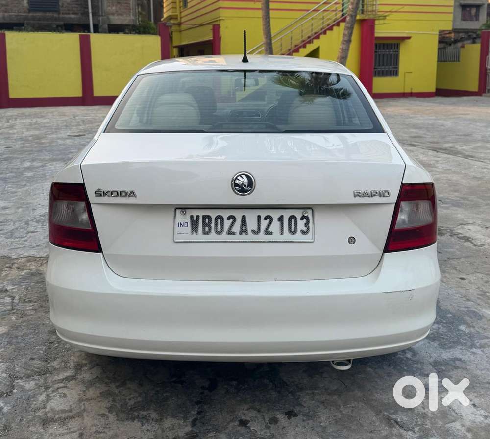 Skoda Rapid Ambition 1.6 Mpi Manual Plus Alloy, 2016, Petrol
