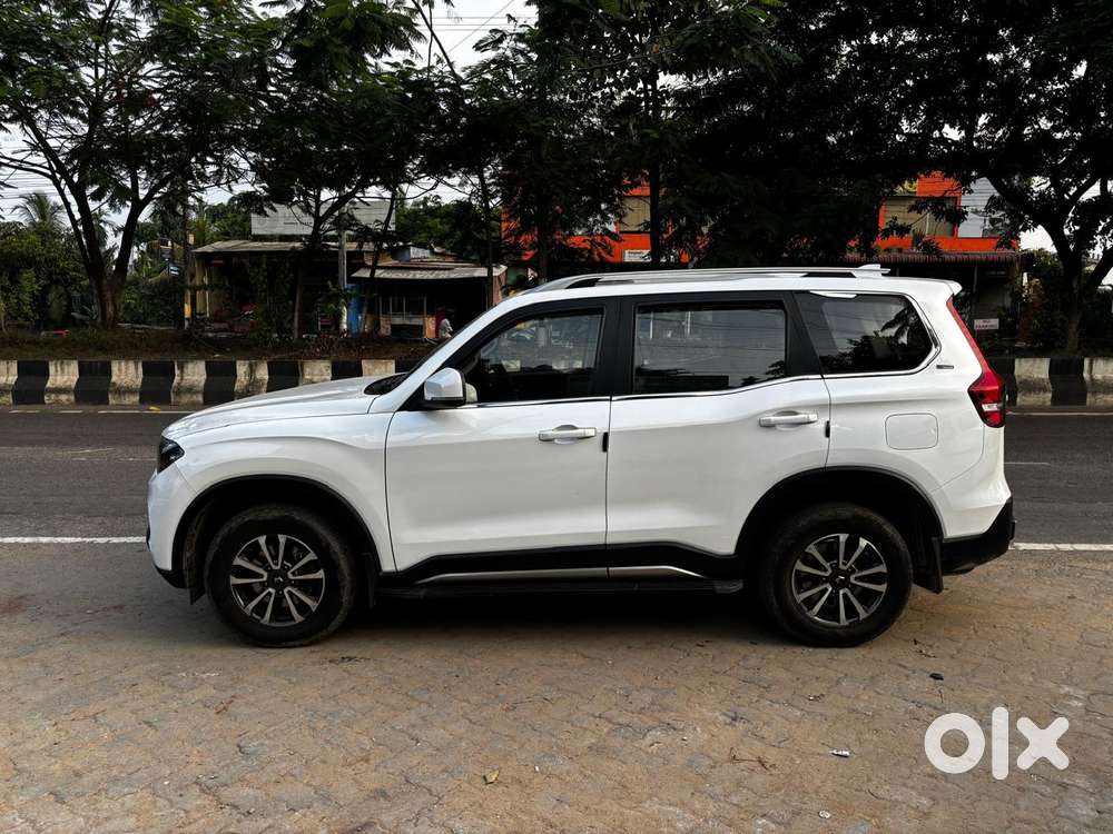 Mahindra Scorpio N Z8 Select Diesel At 2wd 7-seater, 2024, Diesel