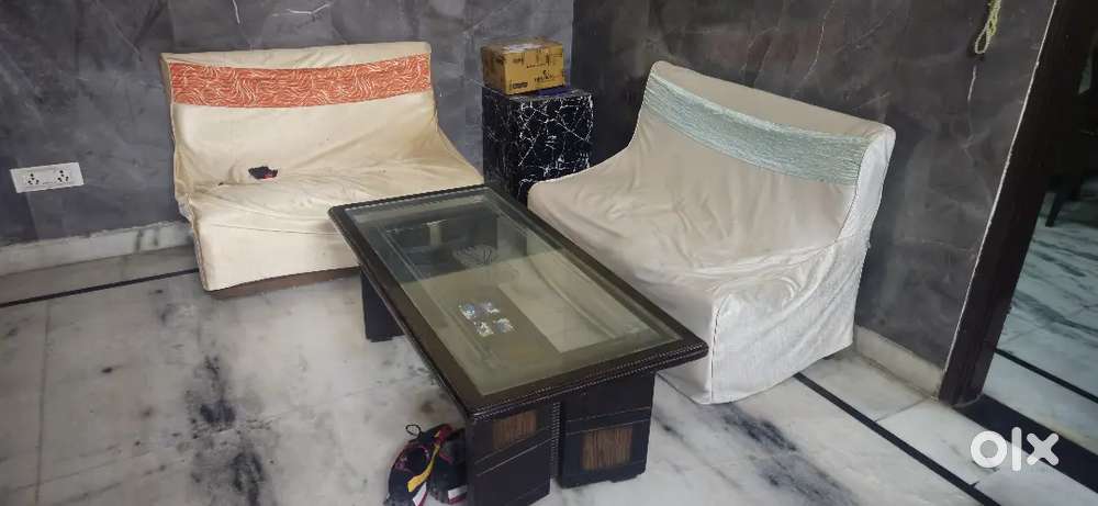 Sofa With Table