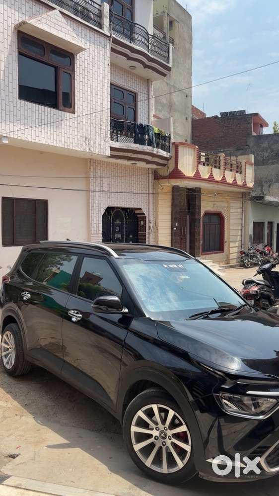 Kia Carens Petrol 2024 Manual