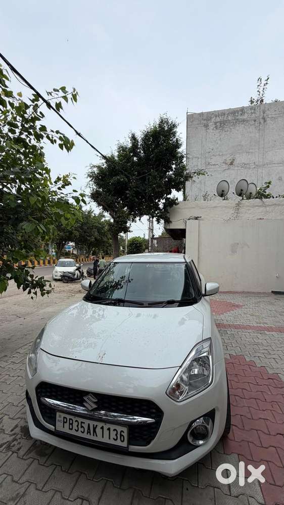 Maruti Suzuki Swift Vxi Optional, 2022, Petrol