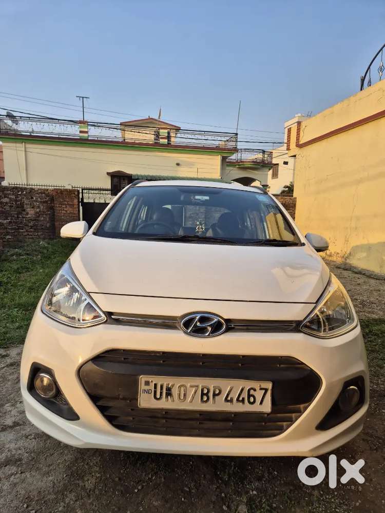 Hyundai Grand I10 Sportz 2016 Petrol Manual