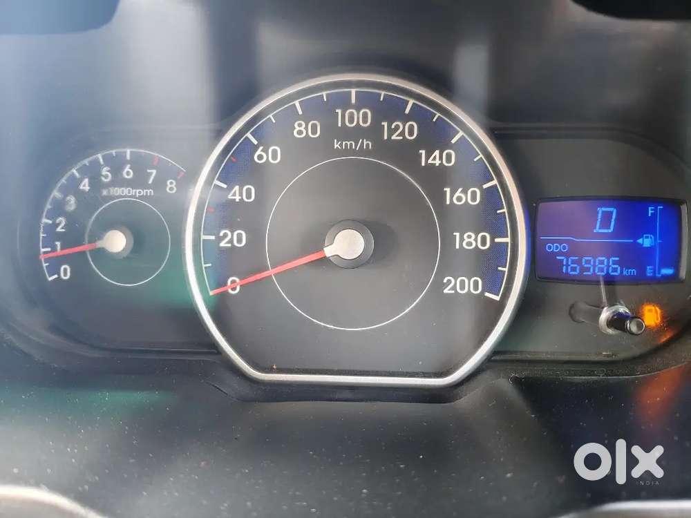 Hyundai I10 Sportz 2012 Automatic