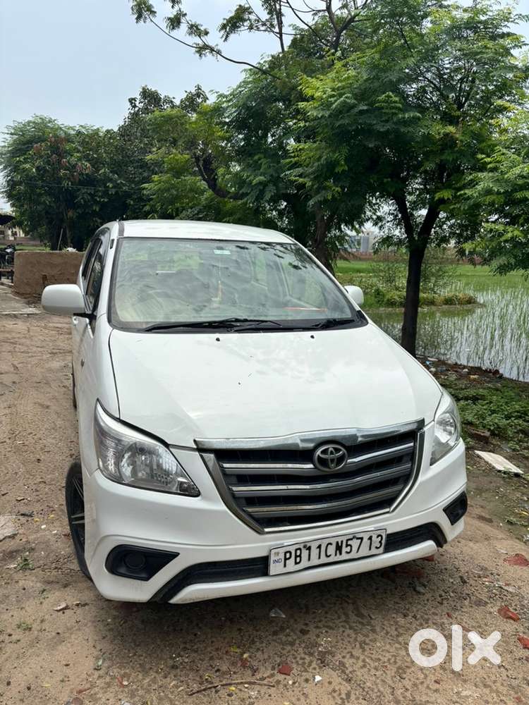 Toyota Innova Hycross Diesel Manual 2014