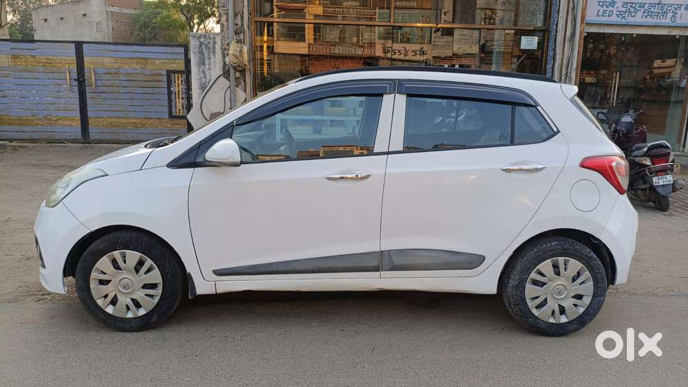 Hyundai Grand I10 2013-2016 Sportz, 2014, Diesel