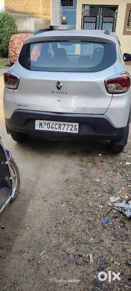 Renault Kwid Rxt 2017 Petrol Manual First Party Vi Mein