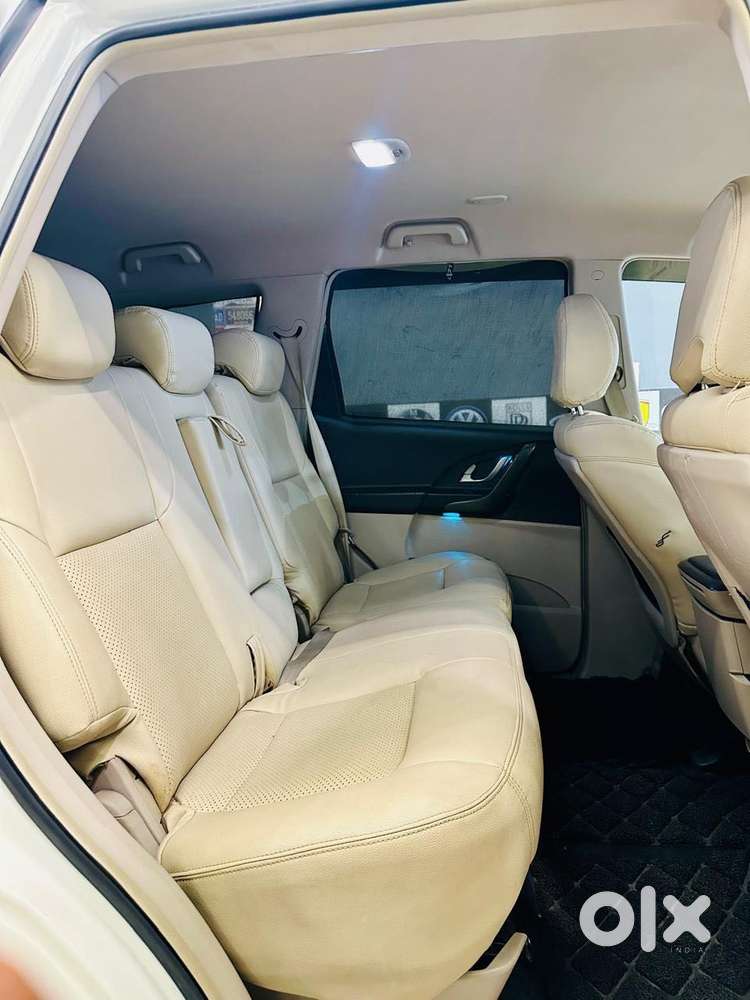 Mahindra Xuv500 At W6 2wd, 2017, Diesel