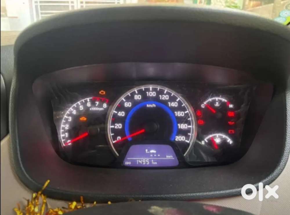 Fast Owner Car Single Hand Use