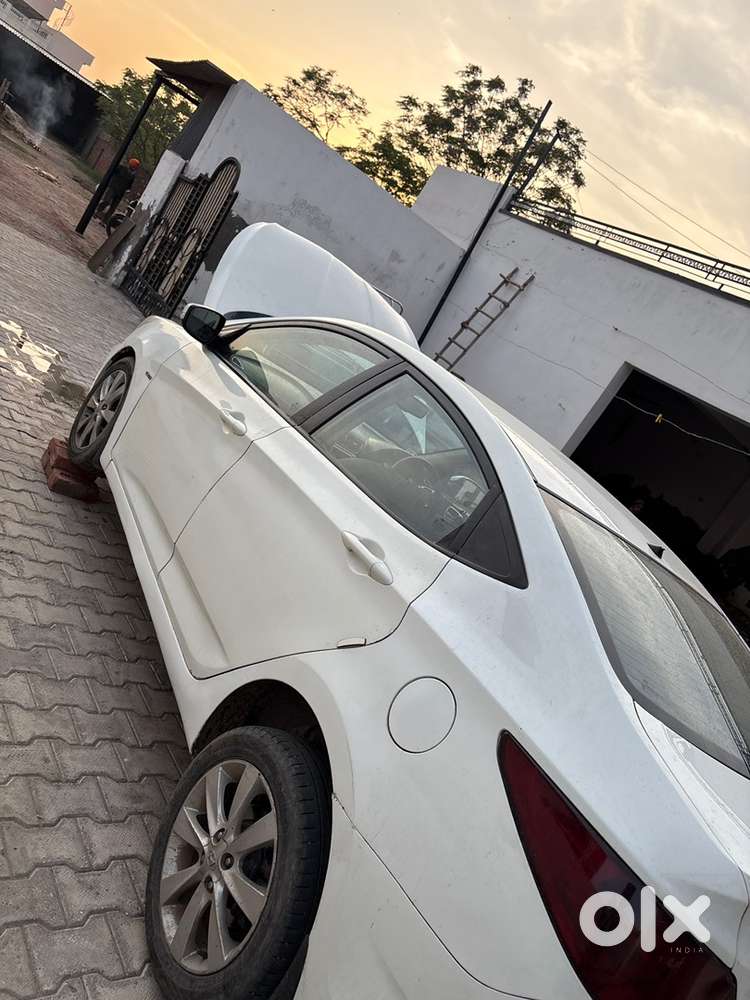 Hyundai Fluidic Verna 2012 Diesel Good Condition