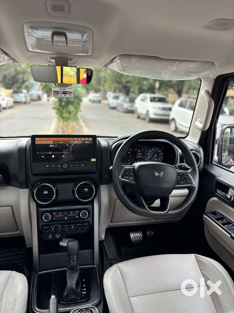 Mahindra Thar Roxx Mx5 Rwd At, 2025, Petrol