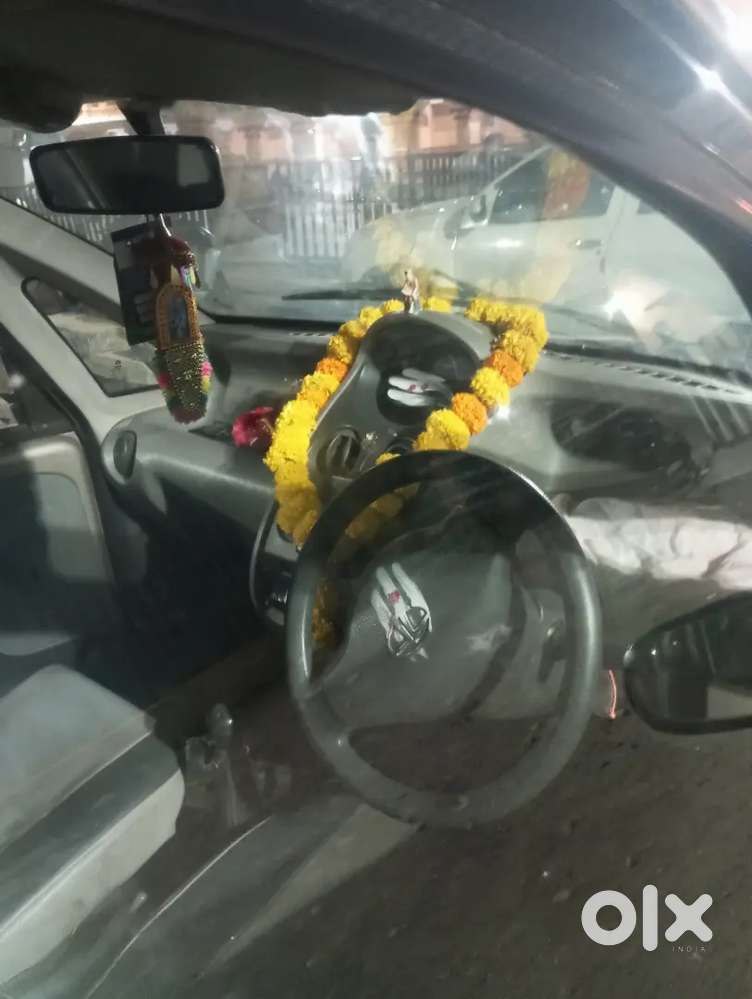 Tata Nano Xe 2011