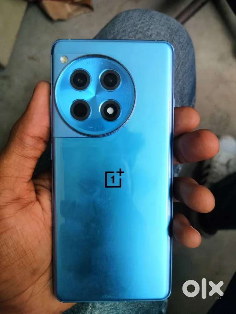 One plus 12r - 16 256 GB Storage