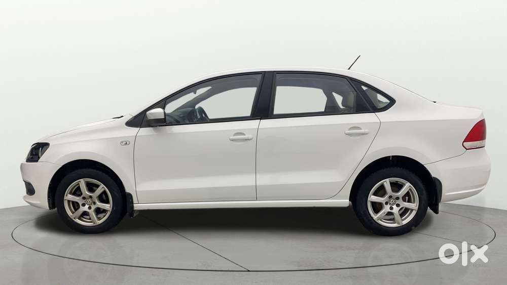 Volkswagen Vento 2010-2013 Petrol Highline, 2013, Petrol