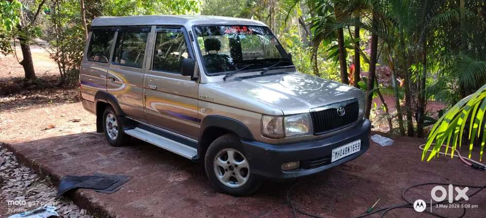 Toyota Qualis 2003 Diesel Well Maintained