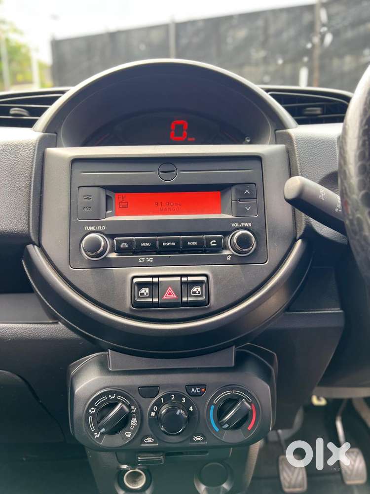 Maruti Suzuki S-presso Vxi, 2023, Petrol
