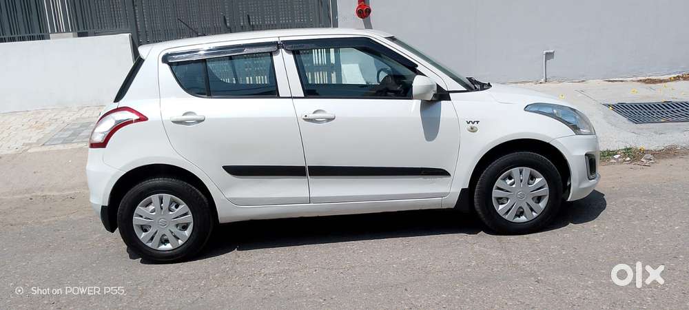 Maruti Suzuki Swift Lxi, 2017, Petrol