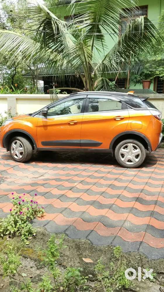 Tata Nexon Revotron Xt 2018