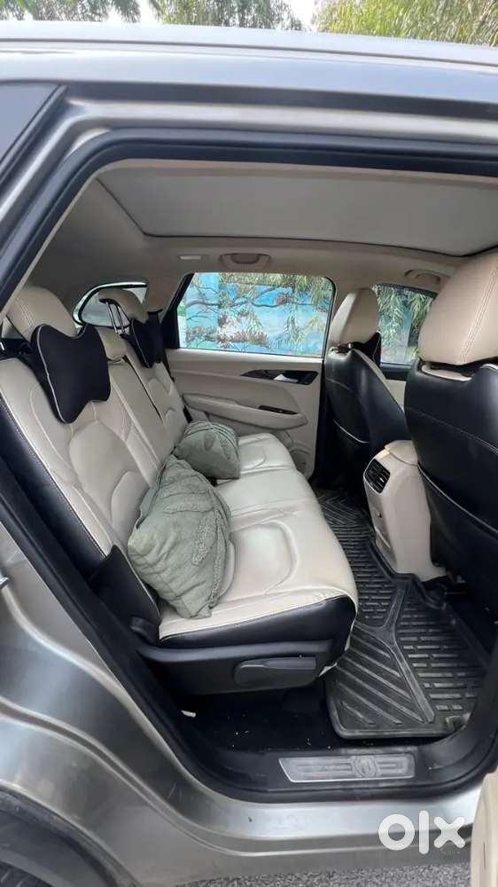 Single Handed, Good Condition, Mg Hector Hybrid Sharp 2021