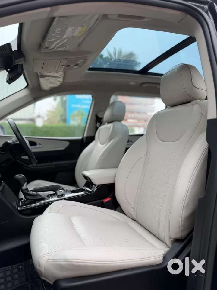 Mahindra Xuv700 2.2 Ax 7 Diesel Mt Str, 2024, Diesel