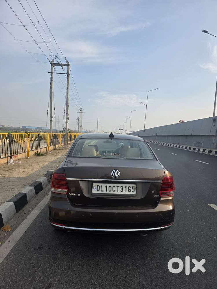 Volkswagen Vento 1.2 Tsi Highline Plus At, 2016, Petrol