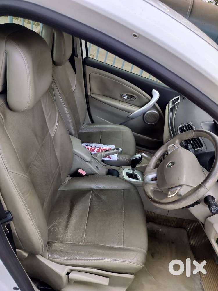 Renault Fluence 2.0 E4, 2011, Petrol