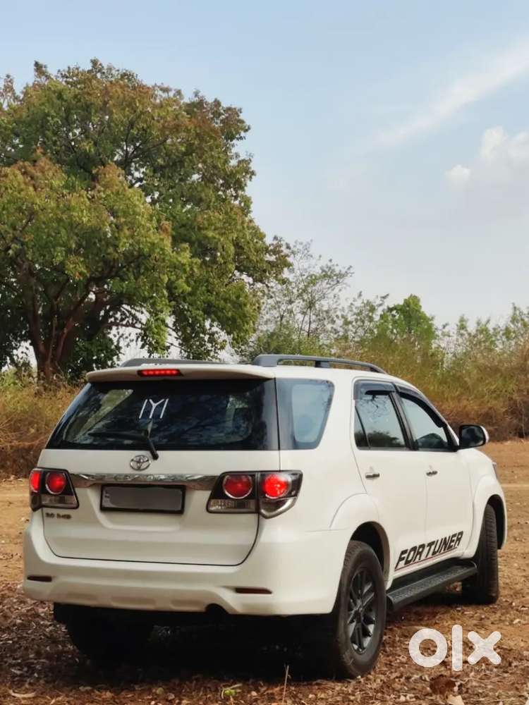 Toyota Fortuner 2015 1st Owner Diesel 99000 Km Driven
