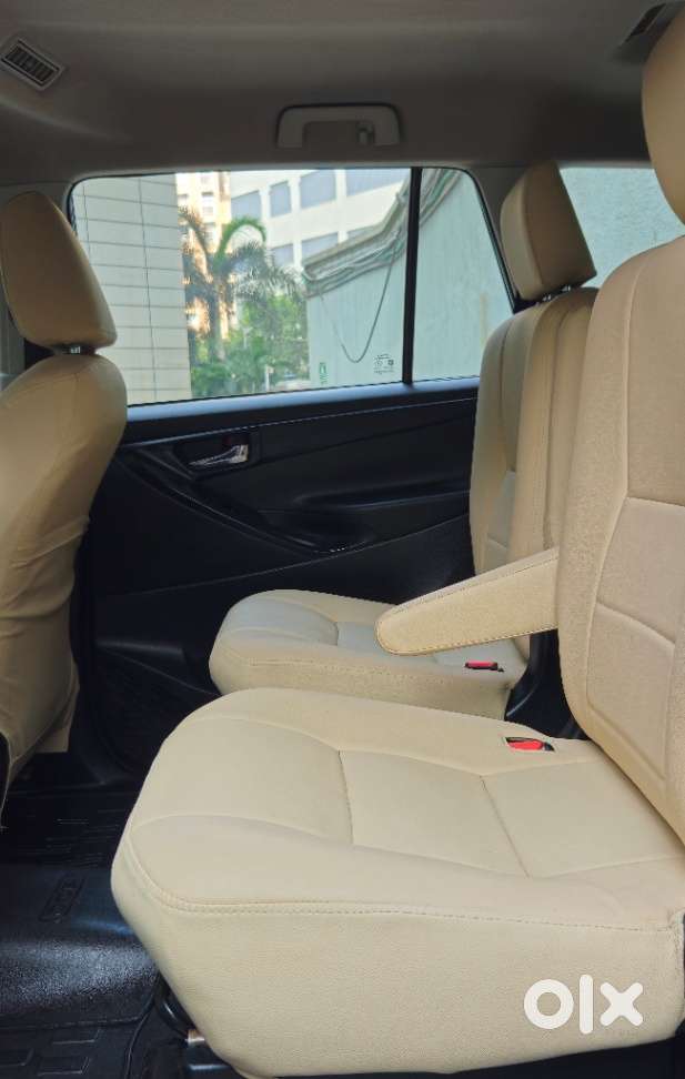 Toyota Innova Crysta [2020-ongoing] 2.4 Gx At 8 Str, 2020, Diesel